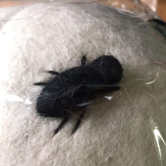 Pottery Barn kids Exclusive Handmade Wool Felt White Pumpkin with Spiders 🕷🎃 - Picture 8 of 14